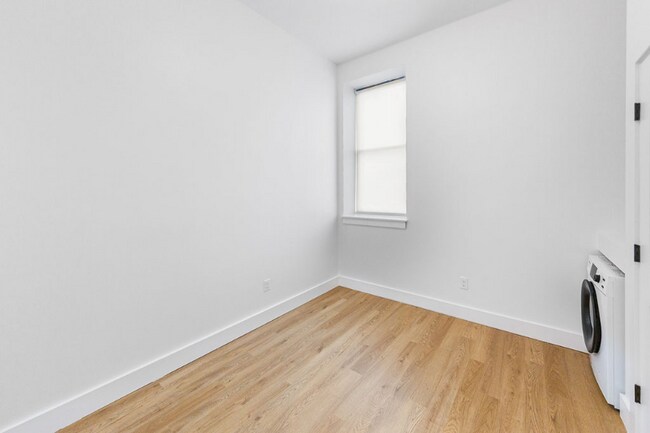 Foto del edificio - 101 Richmond St