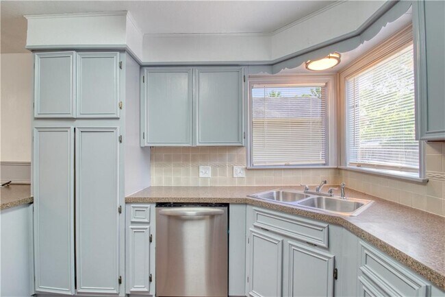 Foto del edificio - 505 Chamberlain St