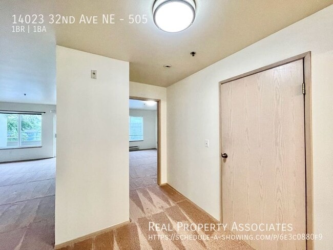 Building Photo - 14023 32nd Ave NE