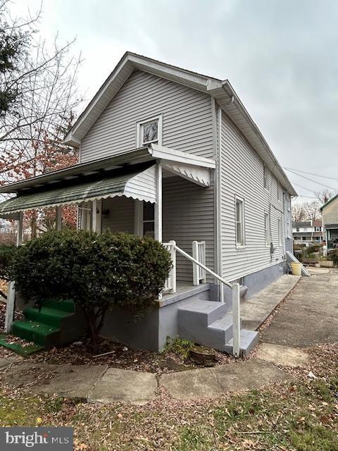 Building Photo - 212 Greenfield Ave