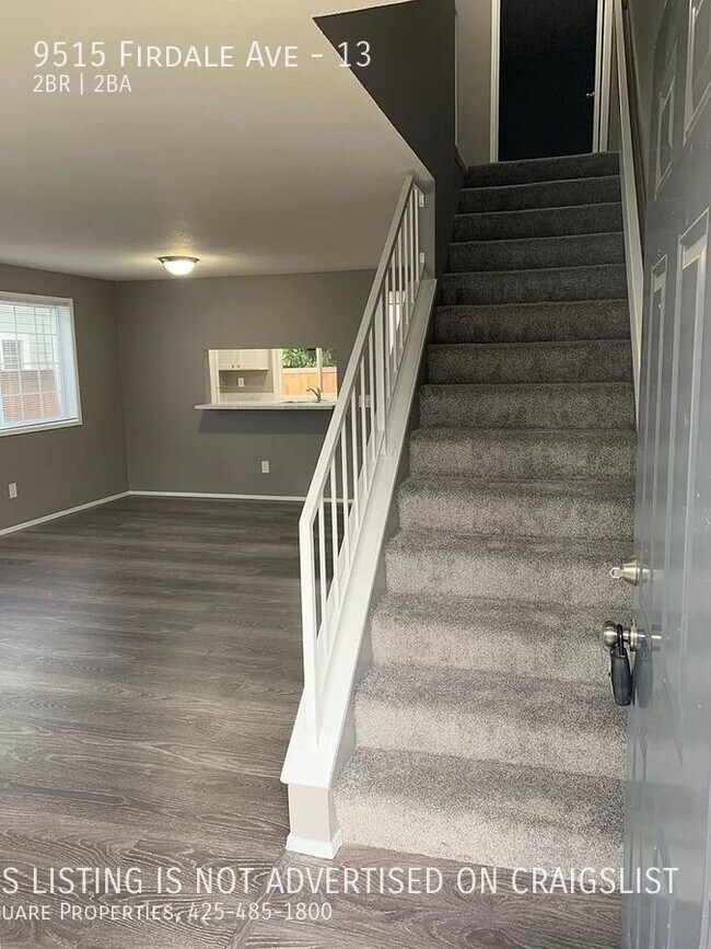 Building Photo - Available Now! Updated Townhomes in Edmond...