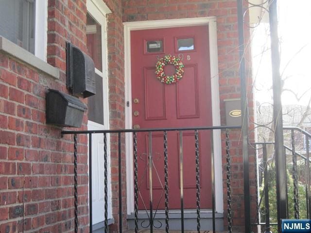 Building Photo - 309B Grand 309B