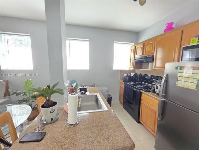 Foto del edificio - 1027 Pennsylvania Ave