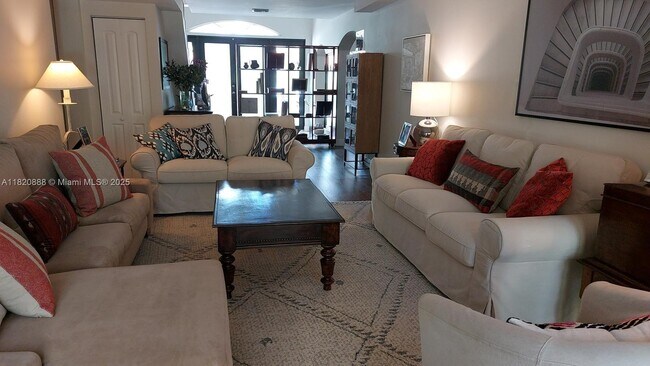 Foto del edificio - 832 Wallace St