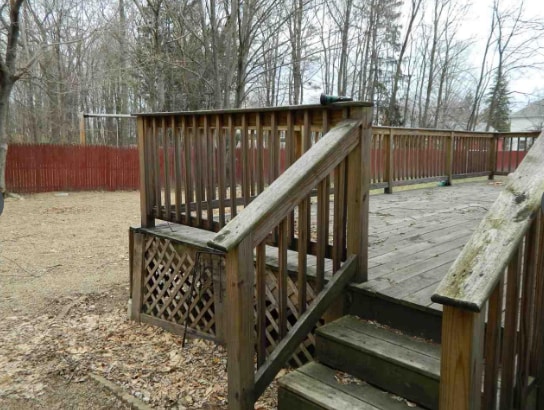 Back yard and deck (now has fence splitting the two sides for privacy) - 16 Charles St