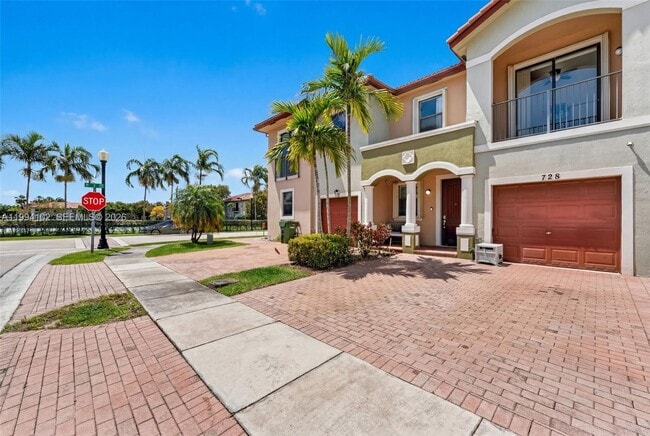 Foto del edificio - 728 NE 34th Ave