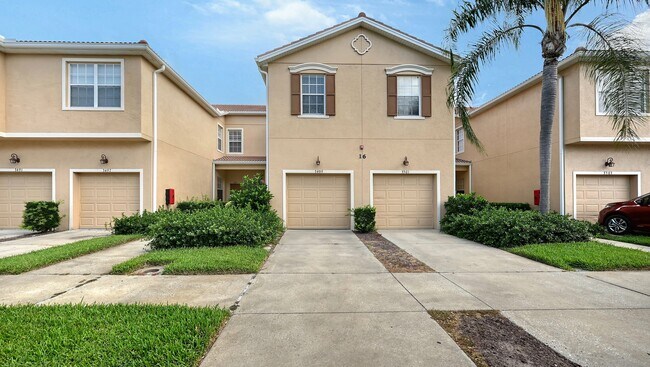 Foto del edificio - 3499 Parkridge Cir