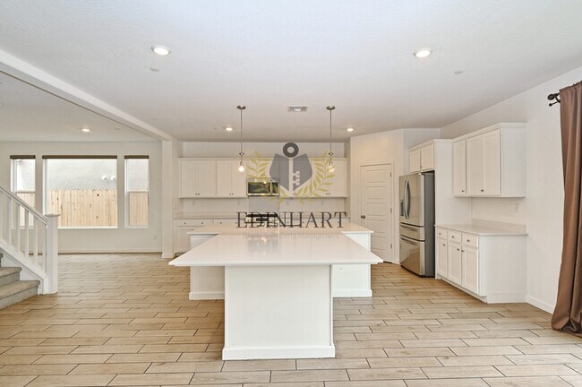 Foto del edificio - 6342 E Robinson Ave