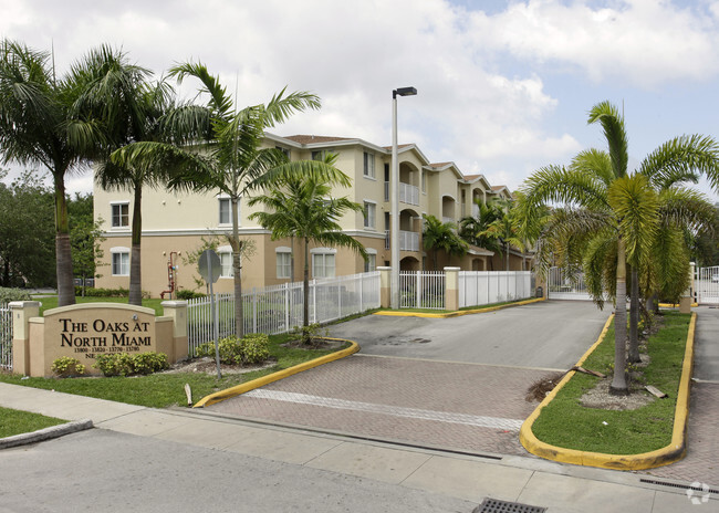 Foto del edificio - Welcome to Your Ideal Home in North Miami'...