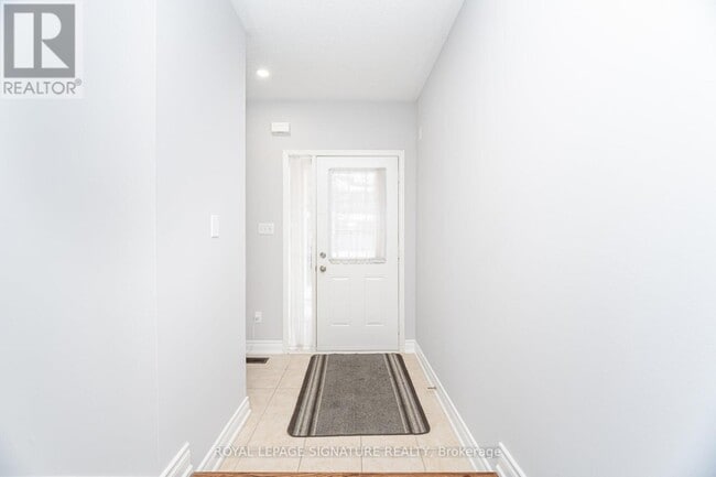 Photo du bâtiment - 527 Nairn Circle