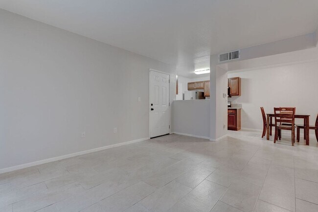 Foto del edificio - 7885 W Flamingo Rd