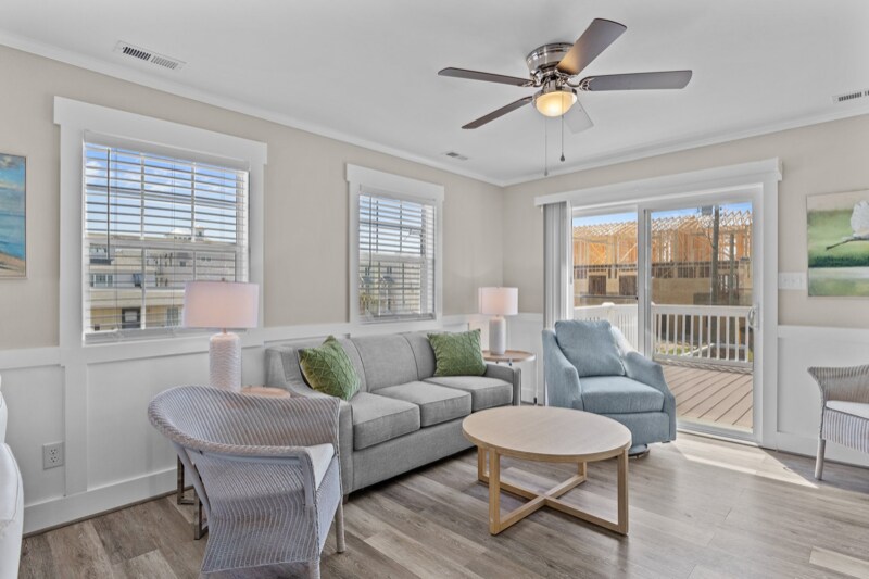 117 W Bogue Blvd, Atlantic Beach, NC 28512 House Rental in Atlantic