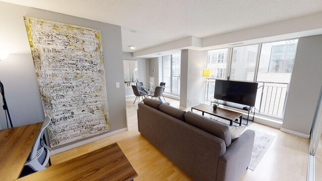 Photo du bâtiment - 136 Simcoe St