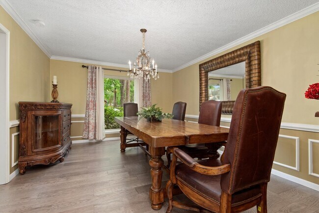 Building Photo - 16130 Hexham Dr