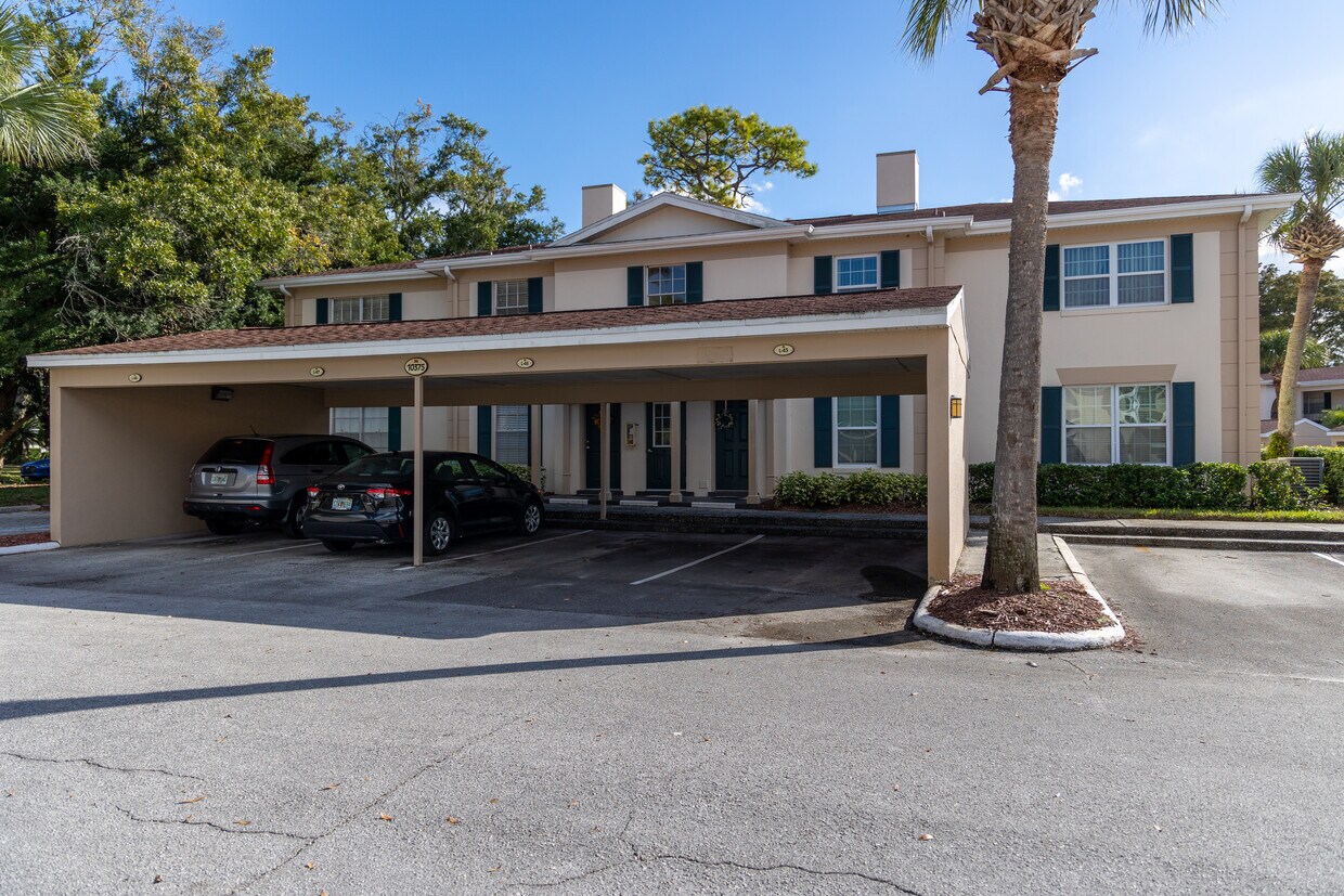 Primary Photo - 10375 Carrollwood Ln