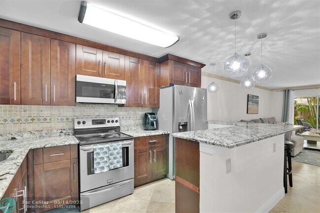Foto del edificio - 664 SE 20th Ave