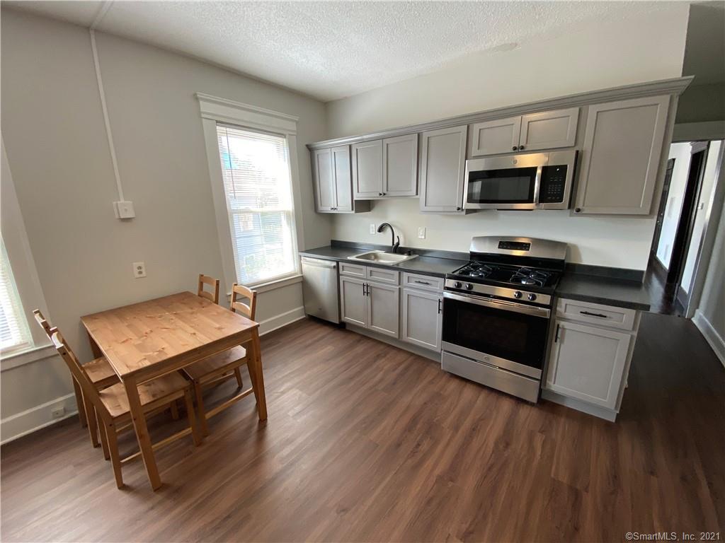Primary Photo - 103 Winchester Ave