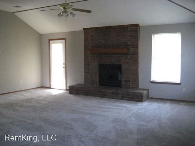 Building Photo - 3 br, 2 bath House - 624 Coopers Hawk Dr
