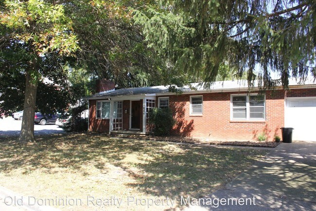 Building Photo - 5 br, 2 bath House - 166 Ohio Ave