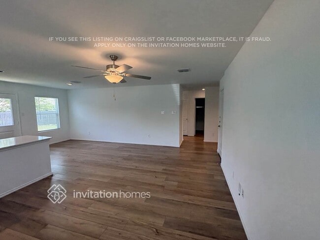Building Photo - 1330 Mosely Cir