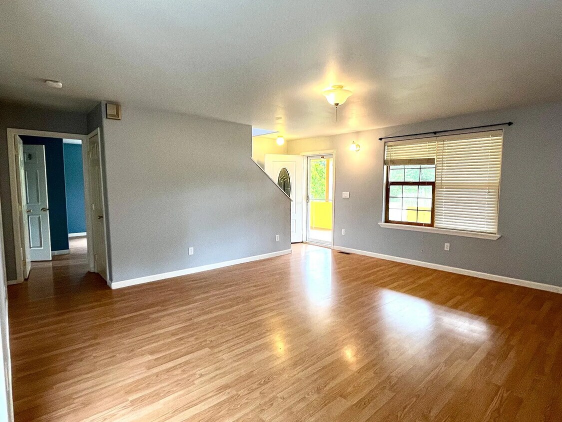 15327 SE 280th St, Kent, WA 98042 House Rental in Kent, WA