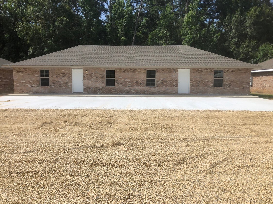 15052 Tall Tines Drive, Hammond, LA 70401 Rentals in Hammond at 15052
