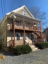 Building Photo - 302 S Main St