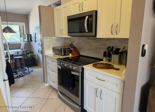 Foto del edificio - 118 Beach Park Ln