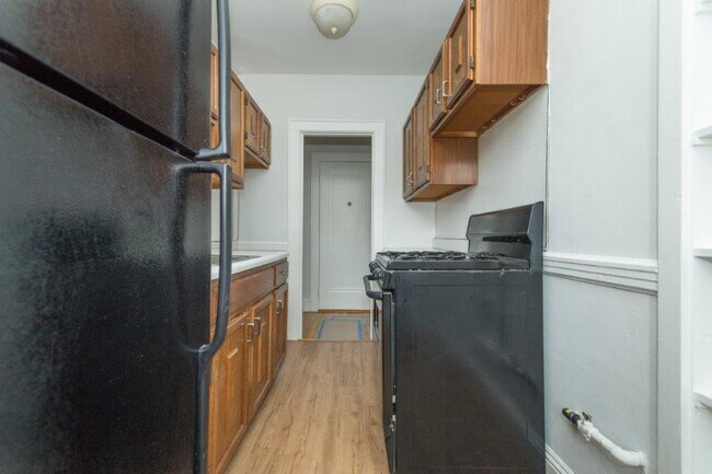 Foto del edificio - 136 Highland Ave