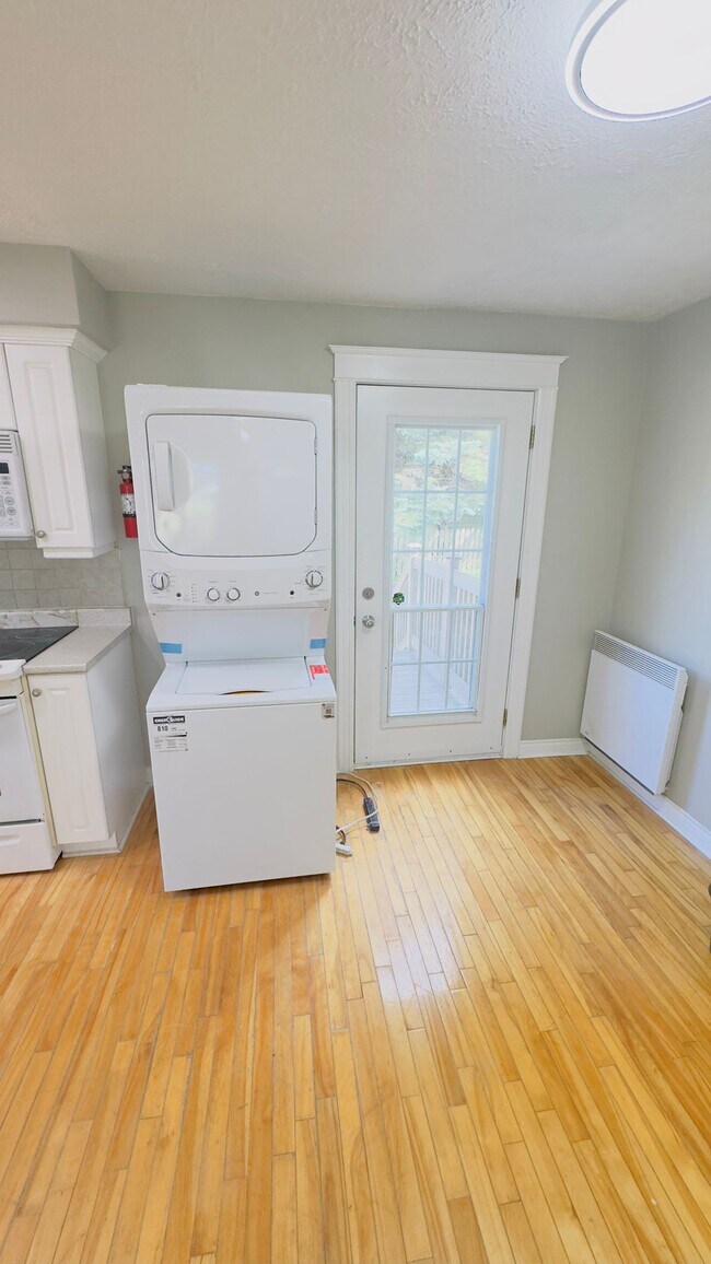 Photo du bâtiment - 7 Glenwood Dr