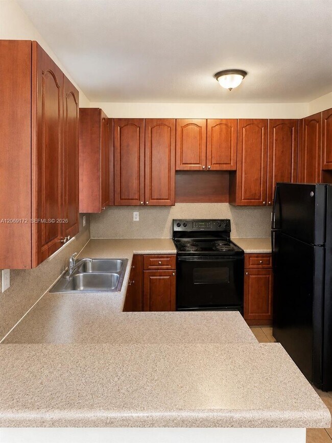 Foto del edificio - 2528 SE 14th Ave