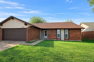 Building Photo - 8316 NW 111th Terrace