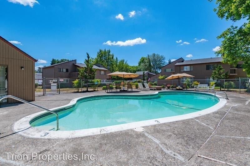 Building Photo - 6300 SW 188th Ct