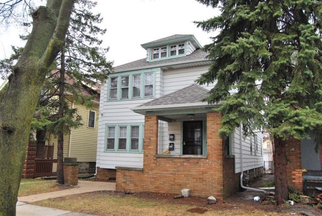 Building Photo - 4075 N 18th St