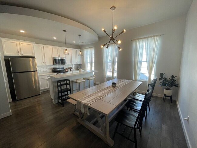 Foto del edificio - 5324 W S Jordan Pkwy