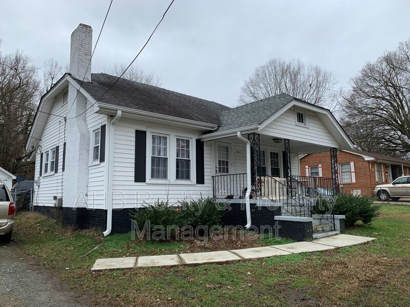921 N Mebane St, Burlington, NC 27217 House Rental in Burlington, NC