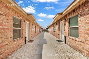 Foto del edificio - 3811 Paola St