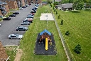 Foto del edificio - 624-664-664 Highland Dr