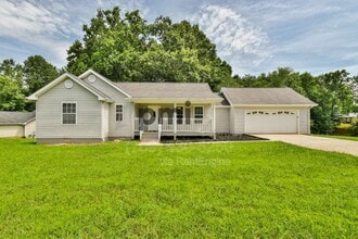 Building Photo - 138 Sunset Oaks Dr