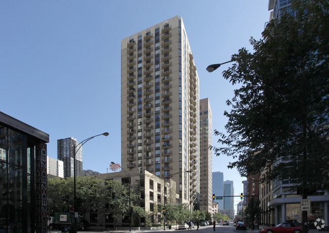 Foto del edificio - 70 W. Huron St.