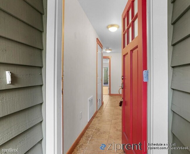 Foto del edificio - 3 br, 2.5 bath Townhome - 3608 22nd Ave W,...