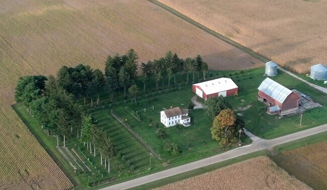 Building Photo - 9269 Wesson Rd