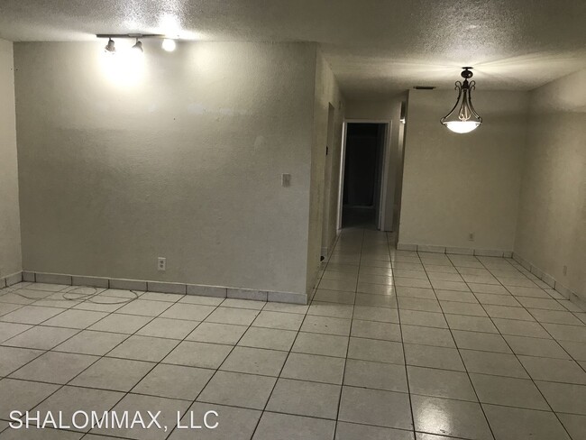 Building Photo - 3 br, 1.5 bath House - 1535 NW 8 AVE