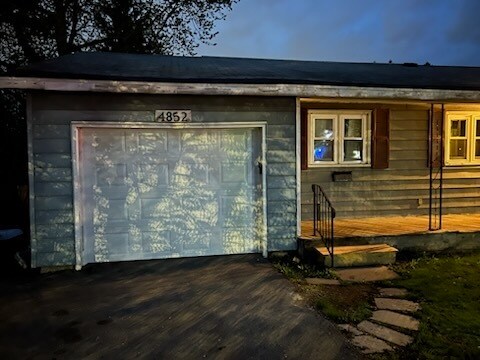 Building Photo - 4852 Onondaga Rd
