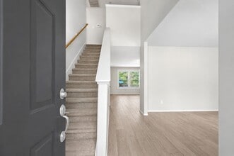 Building Photo - 6 Orion Star Ct