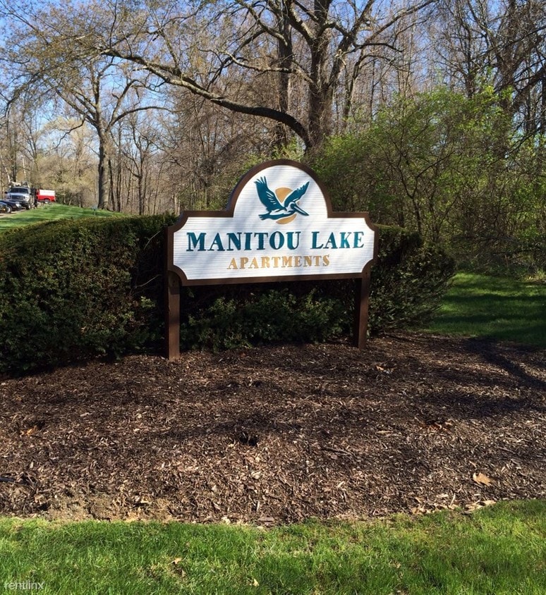 Primary Photo - 160 Manitou Ln