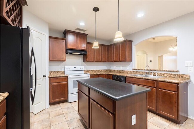 Foto del edificio - 3625 Prestwick St