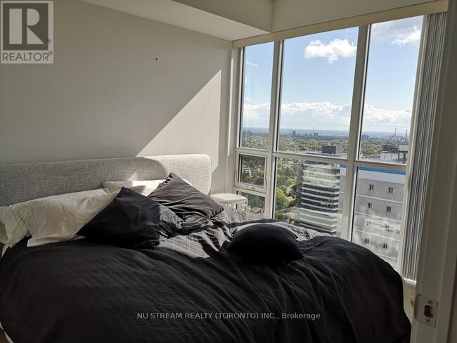 Photo du bâtiment - 89 Dunfield Ave