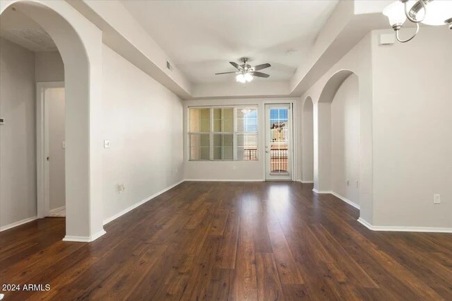Foto del edificio - 14575 W Mountain View Blvd