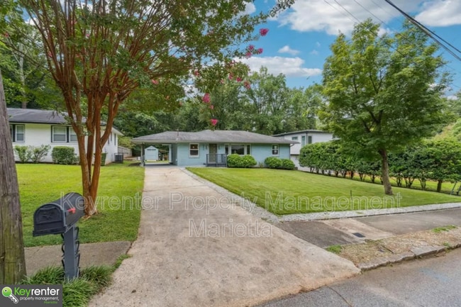 Foto del edificio - 2274 Edgemore Dr SE
